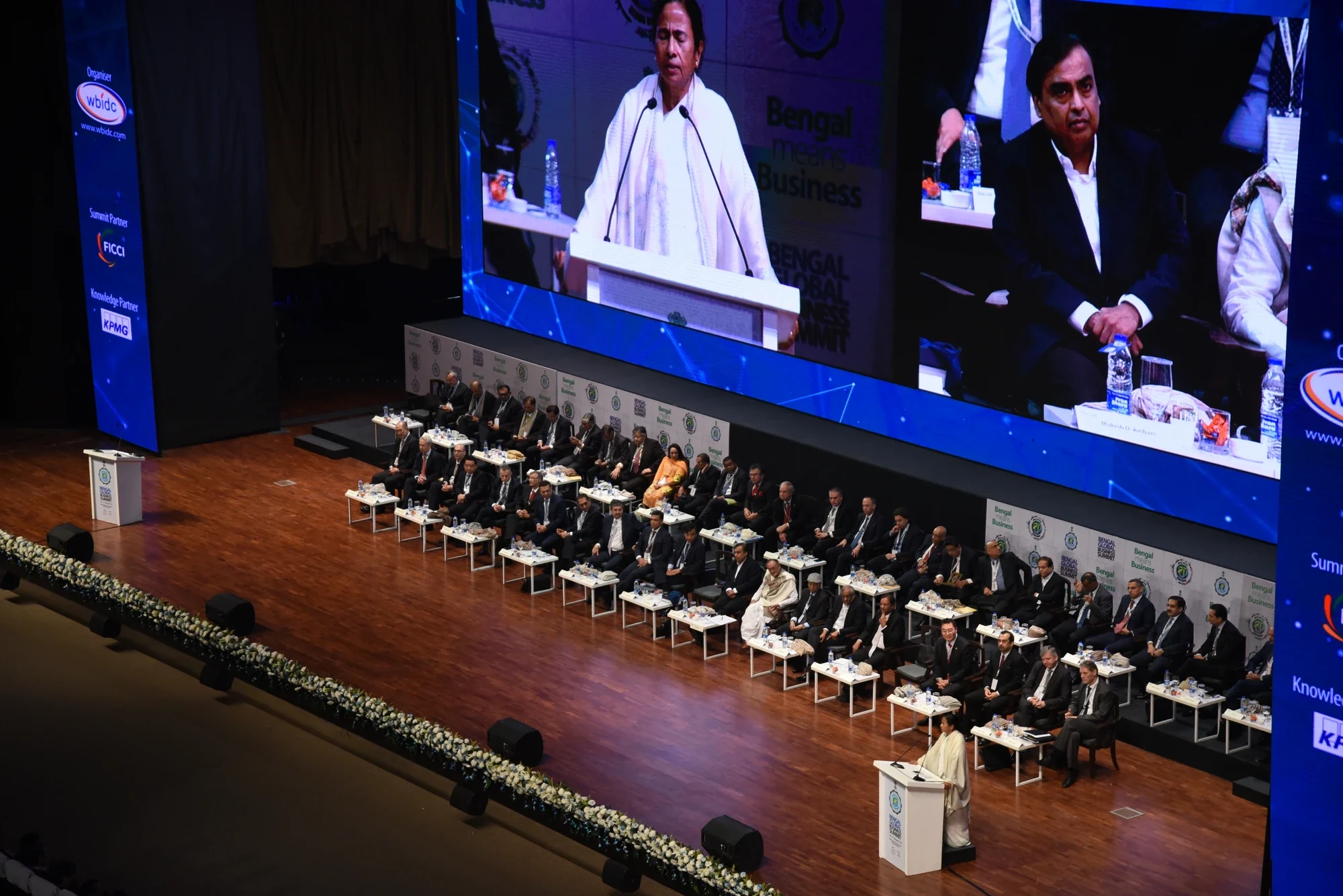 Industry leaders seated at the plenary of the Bengal Global Business Summit 2018