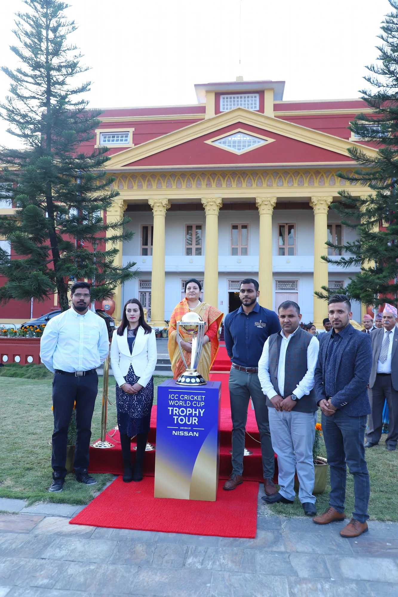 Miss Nepal 2018 Shrinkhala Khatiwada unveiling the ICC World Cup trophy at the showroom