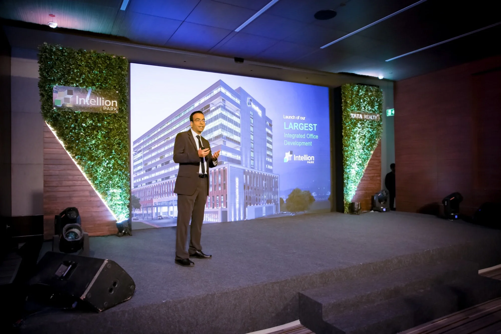 Launch presentation of Intellion's largest integrated office development on the LED screen